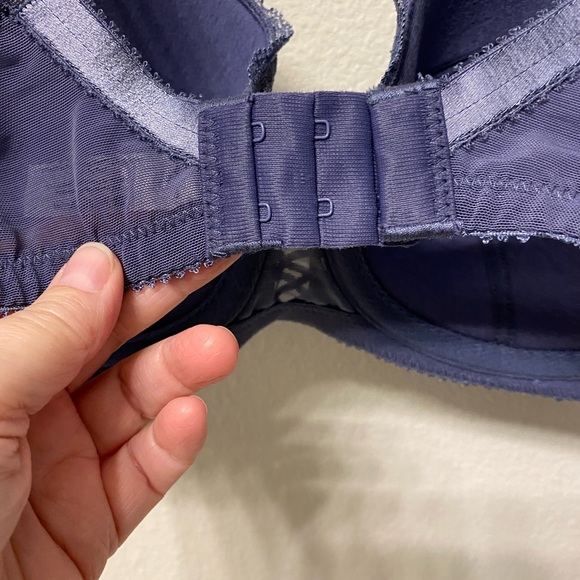 EUC Parfait Lingerie underwire lightly padded back closure bra, size 36D - Picture 5 of 6